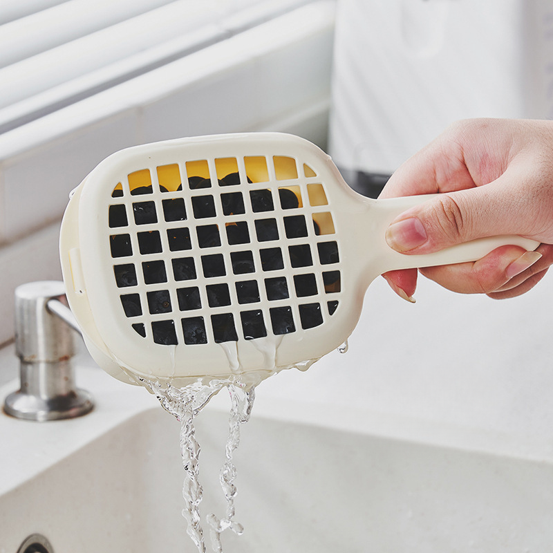 Portable Fruit Drainer with Secure Lock: Streamlined Design for Easy Rinse & Drain