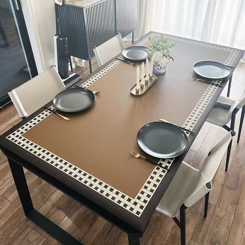 Sophisticated No-Wash Leather Table Mats for Modern Homes