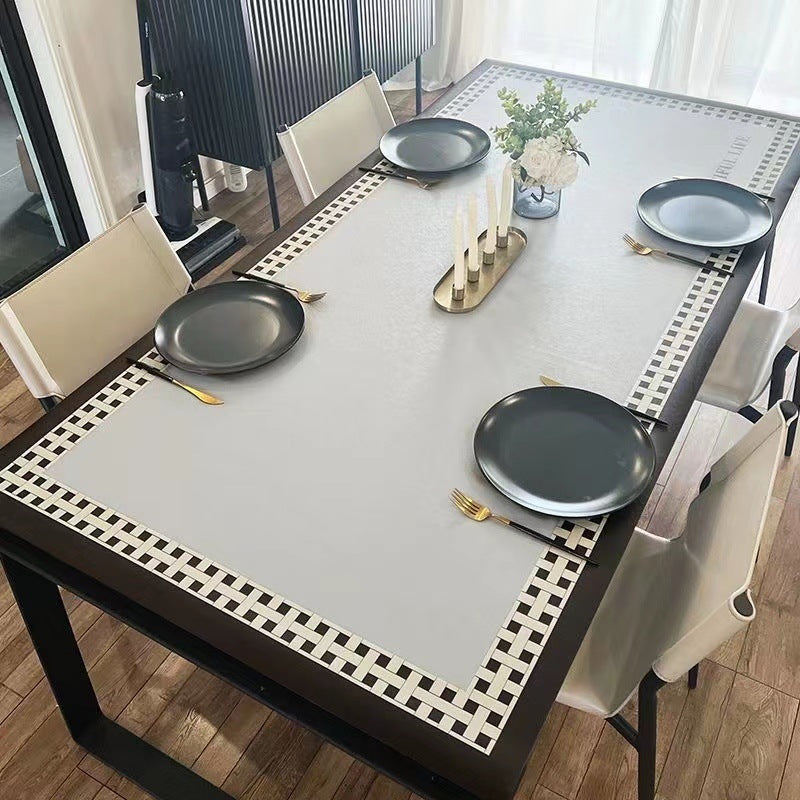 Sophisticated No-Wash Leather Table Mats for Modern Homes