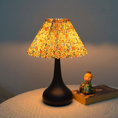 RetroGlow Retro Floral Table Lamp – Cozy Lighting