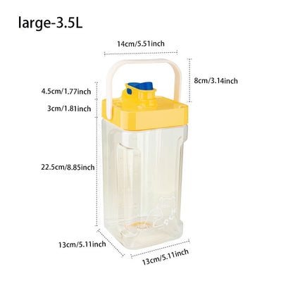 Large Capacity Water Pitcher – Built-In Handle & Spout