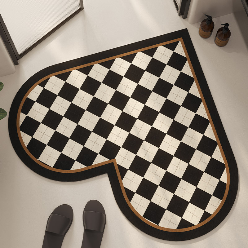 Heart-Shaped Bathroom Mat: Quick Absorption & Non-Slip