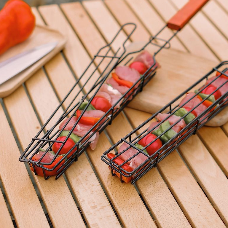 Wooden Handle Outdoor BBQ Basket: Skewer-Free Grilling