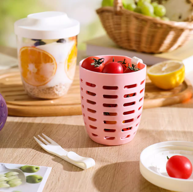 Portable Easy-Clean Dual-Layer Fruit and Veggie Cup